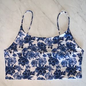Alice + Olivia Blue and White Rose Floral Crop Top